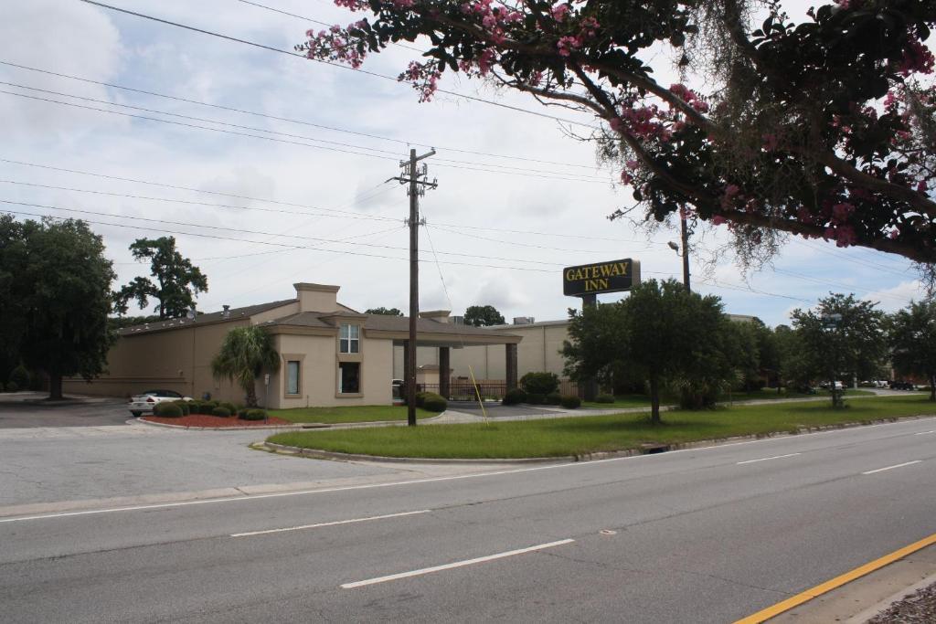 Gateway Inn סוואנה מראה חיצוני תמונה